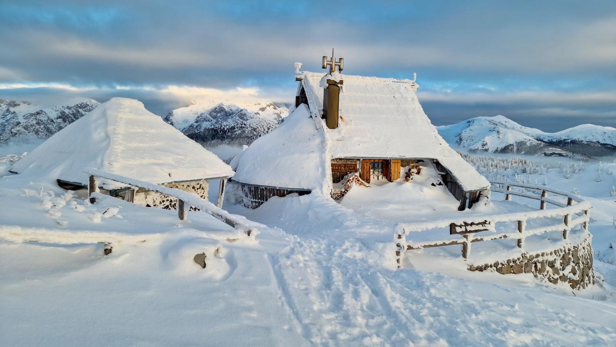 Koca Ojstrica - Velika Planina Vila Stahovica Exterior foto
